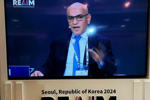 إختيار د. سعيد خلفان الظاهري في المفوضيةالعالمية للذكاء الاصطناعي المسؤول في الاستخدامات العسكرية